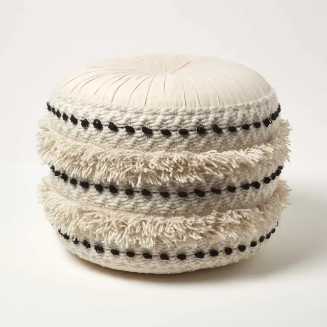 Homescapes Sahara – ronde macramé poef – zwart en wit, 50 x 40 cm Zwart-wit