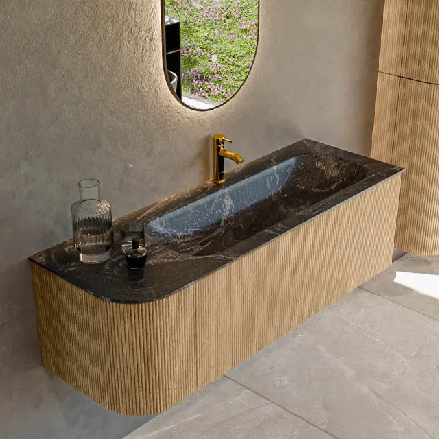 Mondiaz KURVE-DLUX 135 cm Onderkast Greeploos 1 Lade Met Deuren Oak, Wastafel Solid Surface Rechts Lava 1 Kraangat Zonder Spiegel (KRVBGM135L1L1D1KR-Oak/Lav)