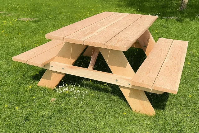 Rockwood® Picknicktafel Douglas Classic 1.80m met afgeronde hoeken inclusief montage op locatie Naturel