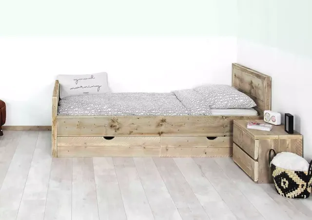 Steigerhouten bed Dina met hoofd en voeteneind