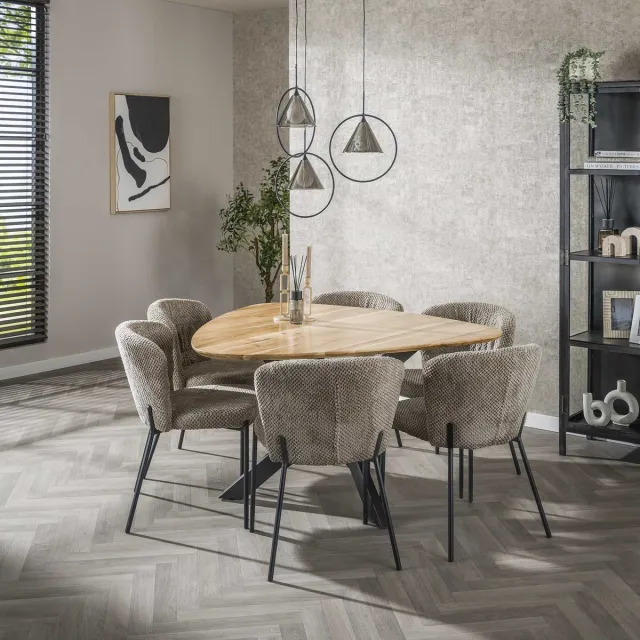 Dimehouse Driehoekige eettafel van massief acaciahout 135 cm - Hout - Scandinavisch & Basic - Driehoek