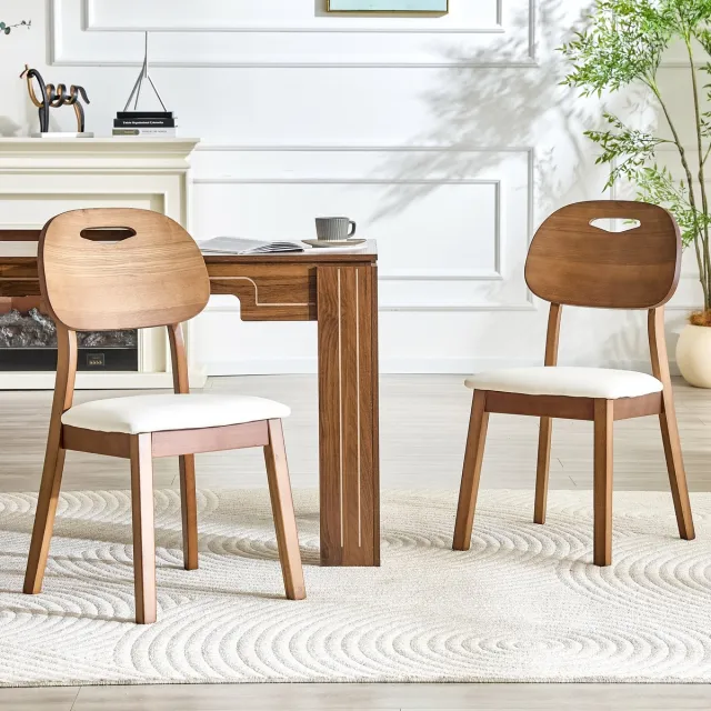KOMHTOM Eetkamerstoelen Set van 2 - Gestoffeerde Keukenstoelen met Houten Poten - Moderne Rugleuning - voor Eetkamer en Woonkamer Wit