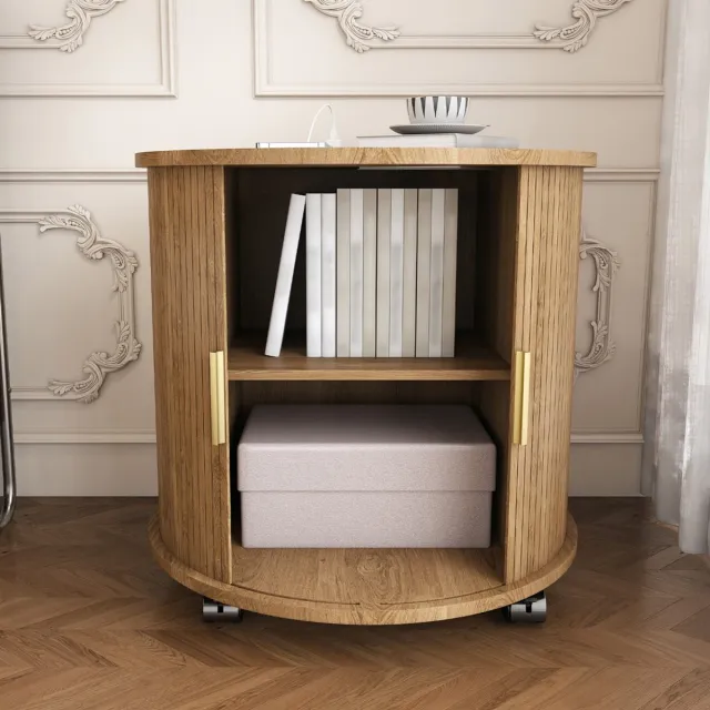 KOMHTOM Nachtkastje - Mid-Century Design - Oplaadstation met Stopcontact en 2 USB-poorten - Schuifdeur - Opbergruimte - Verplaatsbaar - Slaapkamer en Woonkamer - Eiken Look - 60x60x60 cm