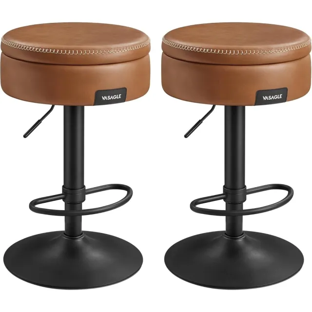 FurnStar Barkruk - Set van 2 - 360° Draaibare Barkruk - In Hoogte Verstelbare Barstoel - Met Opbergruimte - Kunstleer - Naden - Mid-Century Moderne Stijl - Keuken - Huisbar - Eenvoudige Montage - Karamelbruin Metaal