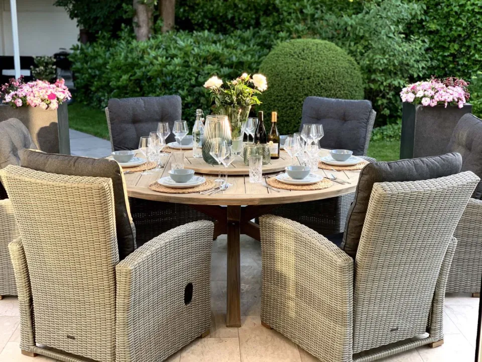 ROUGH Furniture ROUGH-Y dining tuintafel ø 180cm (h:75cm) bruin, foto 4