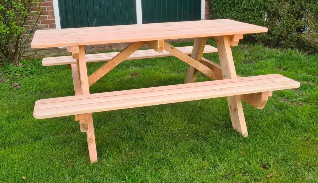 Oudshoorn meubels Picknicktafel 6 Personen 180 cm – Douglas Hout – Handgemaakt – Compleet Gemonteerd – Luxe Tuintafel – Geschikt voor Tuin, Terras & Horeca hout kleur