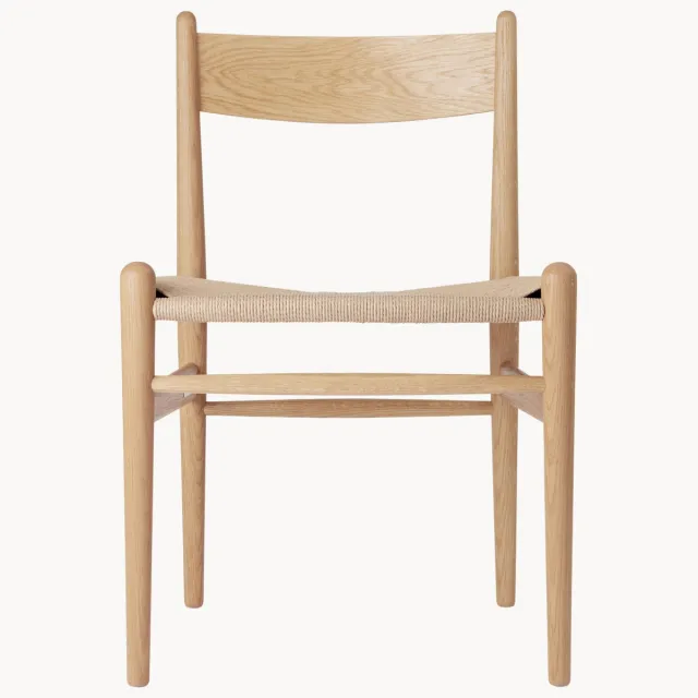 Carl Hansen & Søn Houten eetstoel CH36 met gevlochten zitvlak Beige
