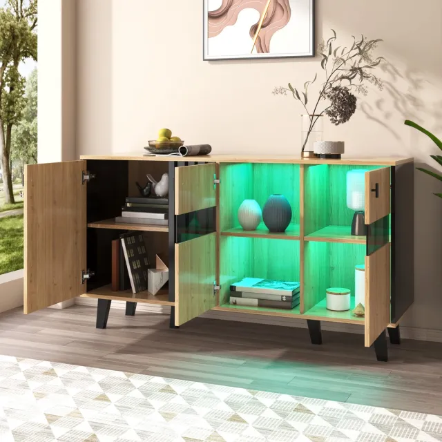 HAUSS SPOLE Dressoir – Sideboard Met Hout-En-Zwart Design – 3 Deuren Met Vitrinedeur En LED – Spaanplaat En Glas – 140x78,5x41 cm – Natuurlijk