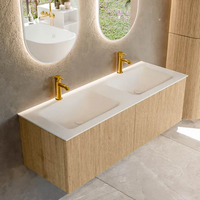 Mondiaz KURVE 130 cm Onderkast Greeploos 2 Lades Zonder Deuren Oak, Wastafel Solid Surface Dubbel Talc 2 Kraangaten Zonder Spiegel (KRVCLO1302L0D2KD-Oak/Tal)
