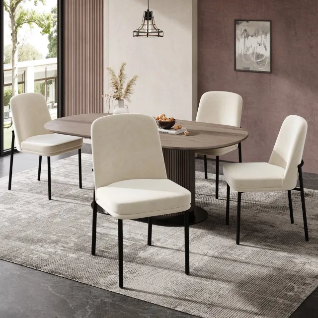 FloraGrace Eetkamerstoel – Dikke Gewatteerde Zitting – Set Van 4 – Velvet – Modern Minimalistisch – Beige – Met Zwart Metalen Frame