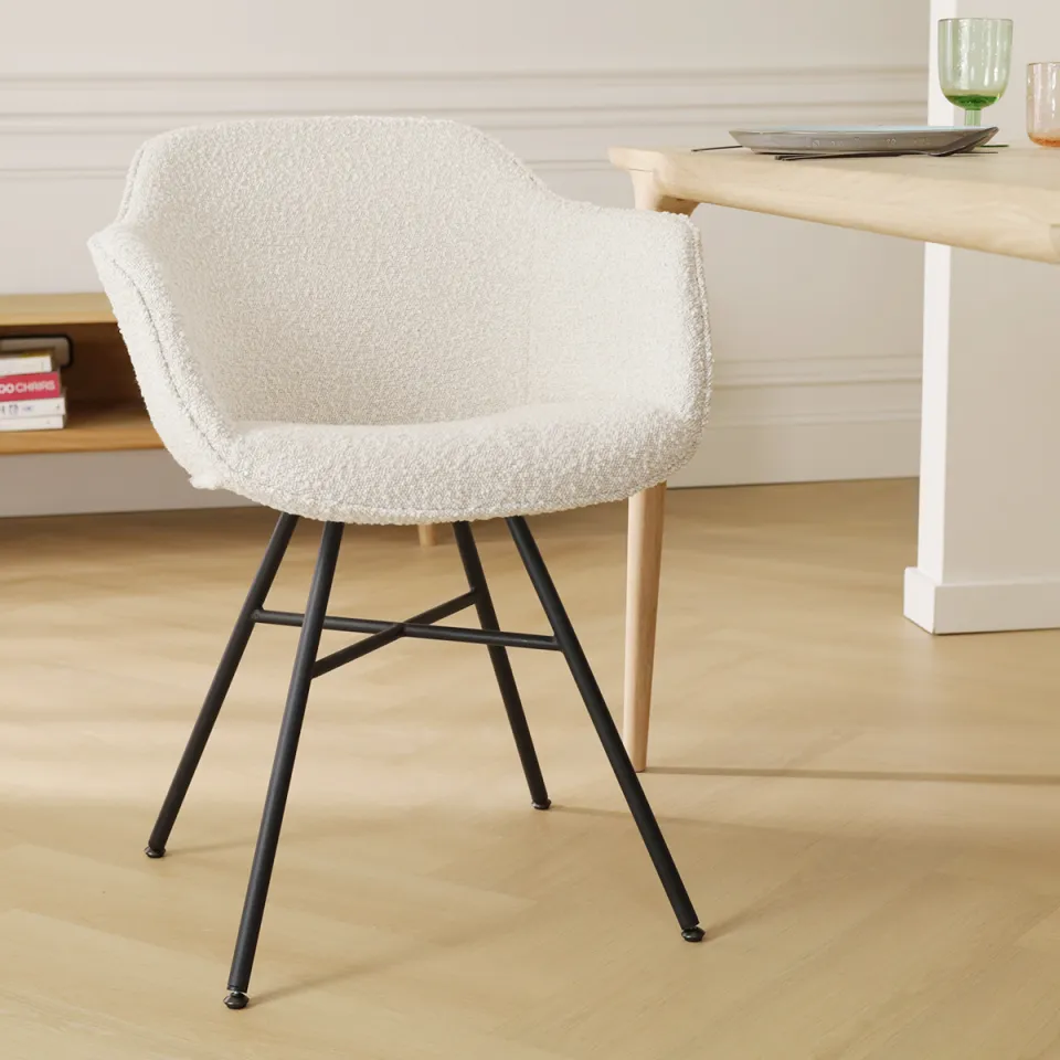 Nolon Noa-Mare eetkamerstoel bouclé beige - zwart onderstel, foto 3