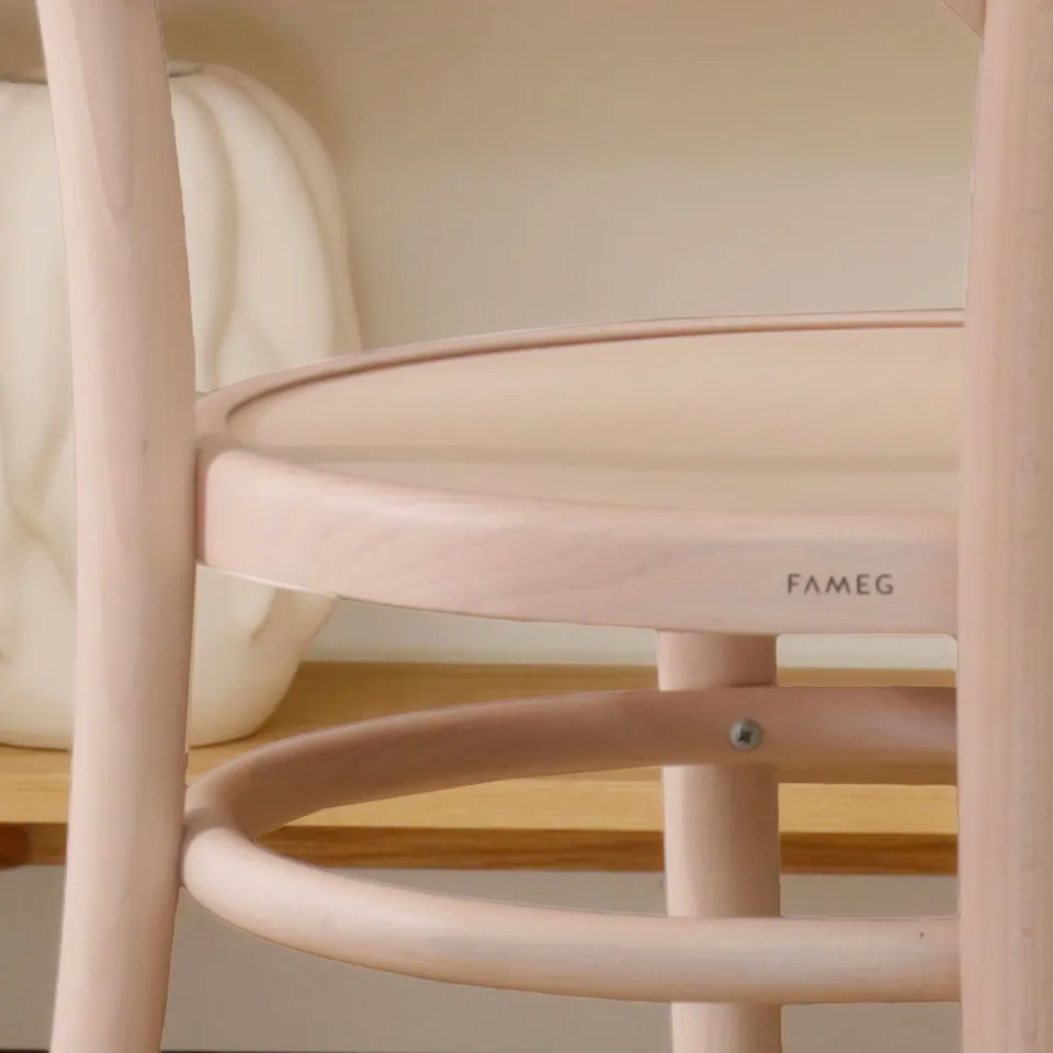 Fameg Vienna Thonet No. 14 houten bistrostoel whitewash, foto 5