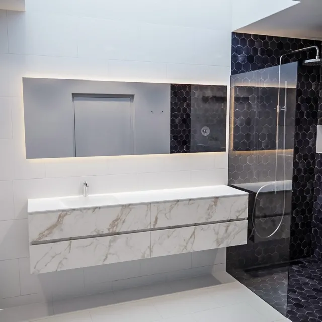 Boss & Wessing Badkamermeubel BWS Valencia Carrara Mat 200 cm Solid Surface Wastafel Links (1 kraangat, 4 lades)