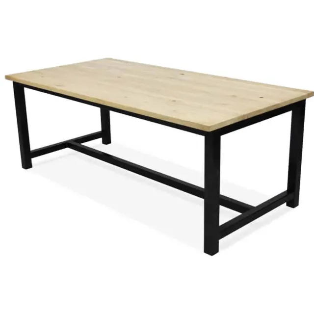 Eikenhouten tafel Talala met ijzeren onderstel