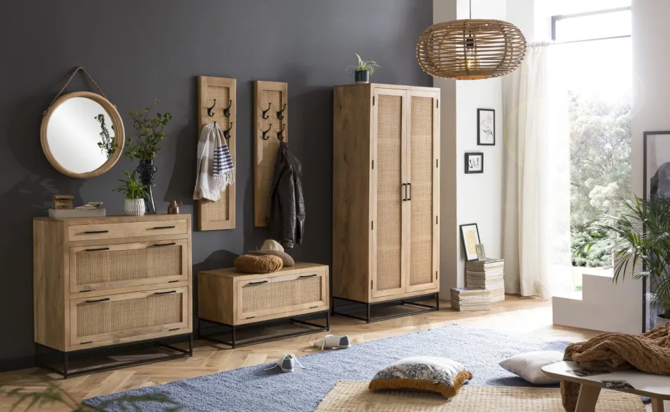 Artistiq Living Denice kledingkast mangohout en rotan, foto 5