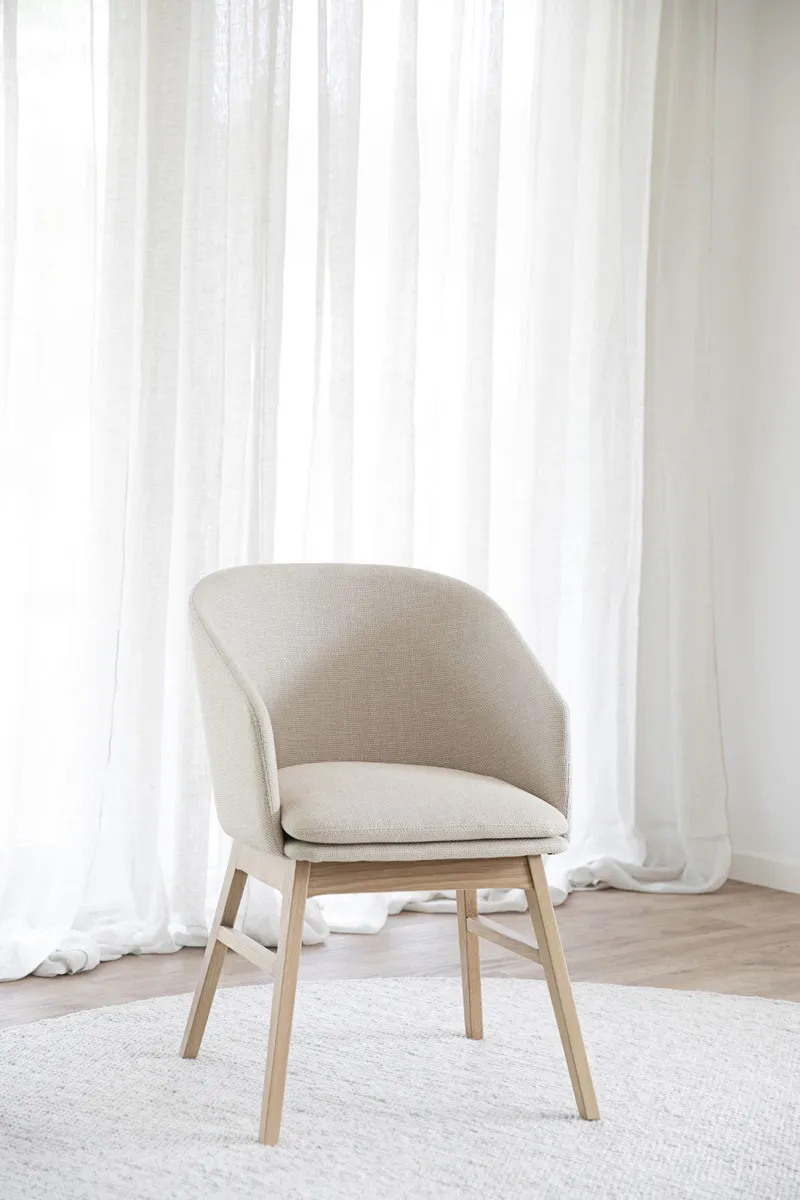 Rowico Home Windham eetkamerstoel beige - naturel eiken onderstel - set van 2, foto 3