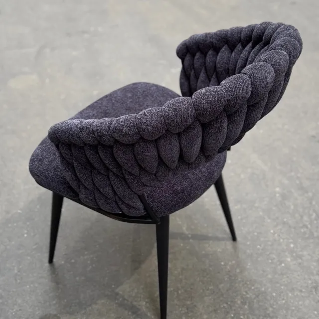 Mbc-Living vlechtstoel - boucle stof antraciet - zwart onderstel antraciet met zwart