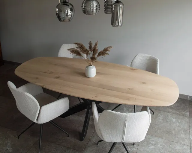 Eikentafel deens ovaal Tila met matrixpoot
