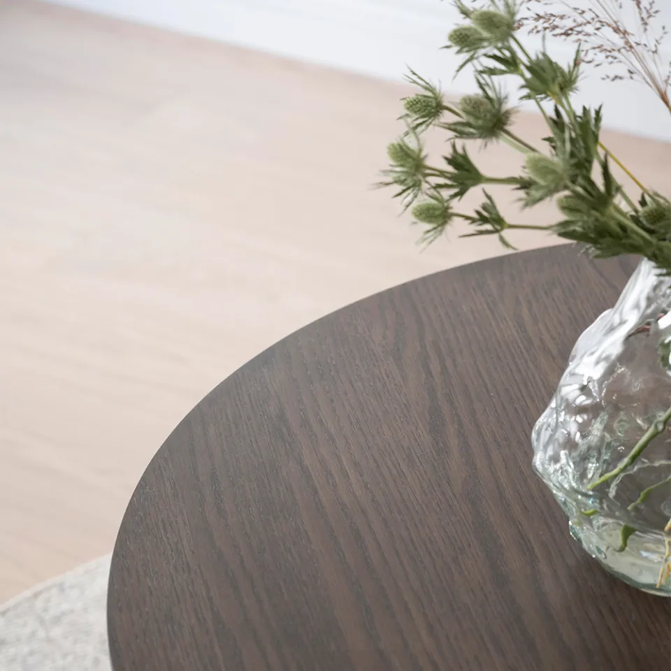Rowico Home Yumi houten salontafel donker eiken - Ø90 cm, foto 4