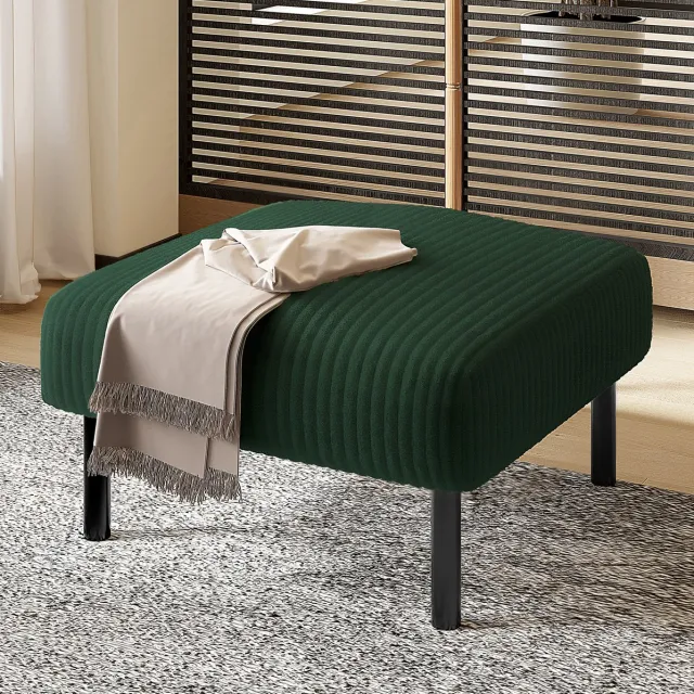 MEUNIQ voetenbankje met zachte corduroy bekleding en metalen frame, 56 x 51 x 39 cm, gestoffeerde poef als zitplaats of bijzettafel voor woonkamer en slaapkamer, groen Emerald