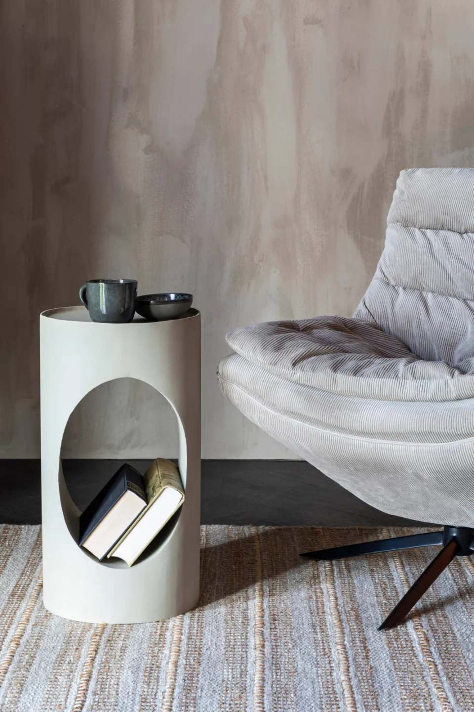 Dutchbone Sai bijzettafel beige, foto 3