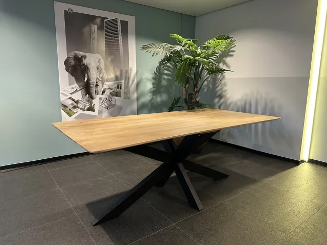 Mangohouten eettafel Duffel met verjongde rand en matrixpoot