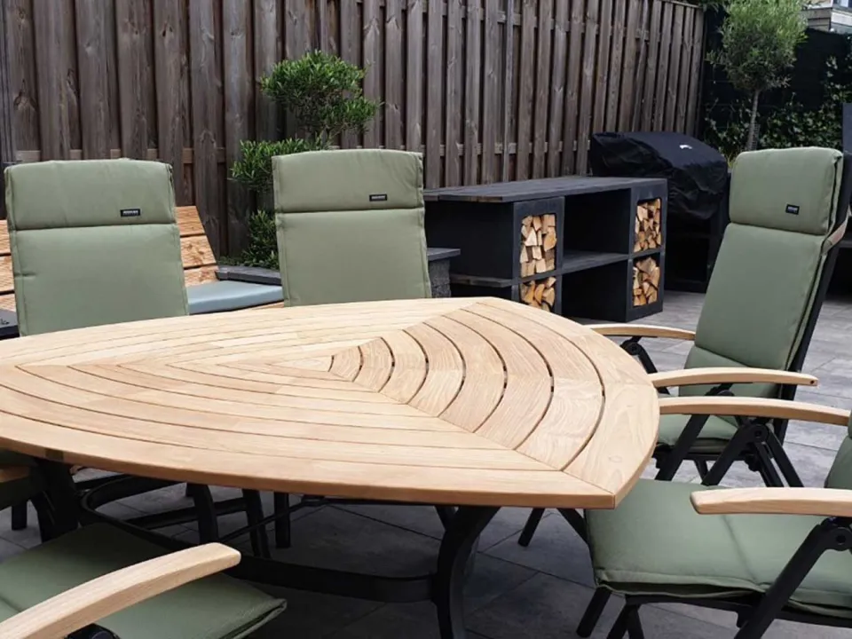 Hartman tuinmeubelen Hartman Triangular Classic dining tuintafel 170x170x170x74,5cm bruin, foto 4