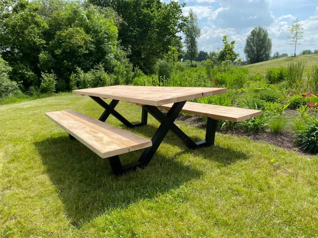 NordXL Douglashout picknicktafel Clune met stalen X poten