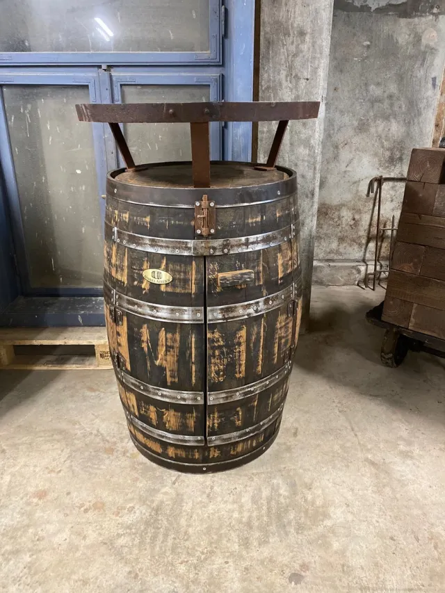 BarrelAtelier Statafel - kast Whisky "Lowland" / Wiskykast / Whiskyvat / Bartafel / Eikenhout