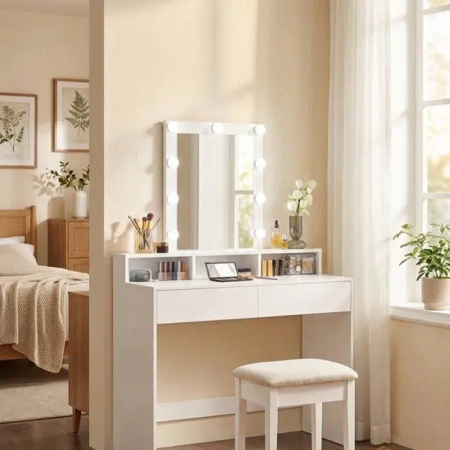 Parya HOME Witte Kaptafel - Make up tafel - Beauty tafel - Rechthoekige spiegel - Gloeilampen - 2 lades en 3 open vakken - Wit