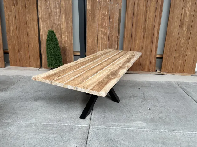 Tins homestore Bentley tuintafel 300cm | blank teak boomschors | matrix poot zwart