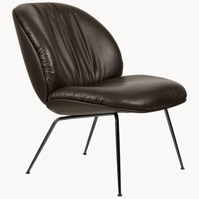 GUBI Leren loungefauteuil Beetle Bruin, Zwart