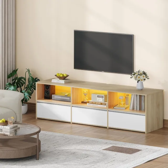 HILINSIE tv-meubel met RGB led-verlichting, 143,5 cm lang, wit eikenhouten afwerking, tv-meubel voor televisies tot 65 inch, laag meubel met 3 lades en 3 open vakken voor woonkamer en slaapkamer. Wit eikenkleurig