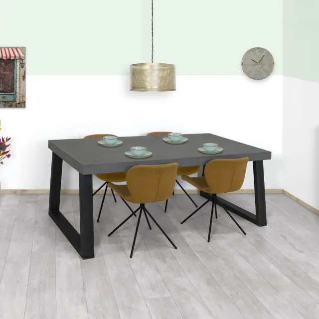 Betonlook eettafel Dolph met industriële poten
