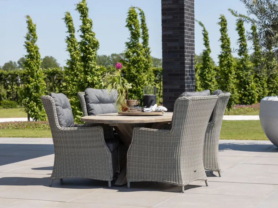 ROUGH Furniture ROUGH-Y Ellips dining tuintafel 200x110cm bruin, foto 3