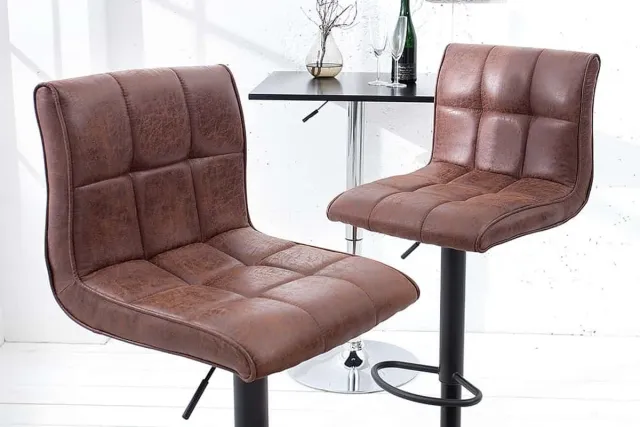 Invicta Interior In hoogte verstelbare barkruk MODENA vintage bruine barstoel met voetsteun - 37937 Zie omschrijving
