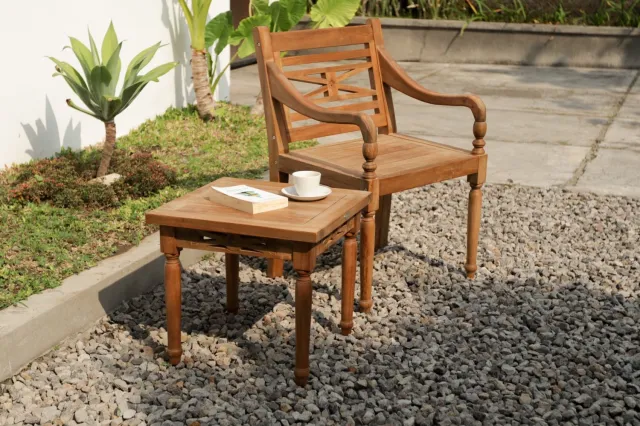 teakea Batavia bijzettafel teak 50 x 50 cm - met houtsnijwerk Bruin