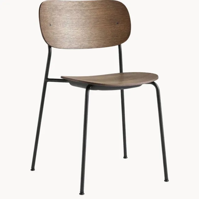 Audo Copenhagen Eetstoel Co van metaal en hout Bruin