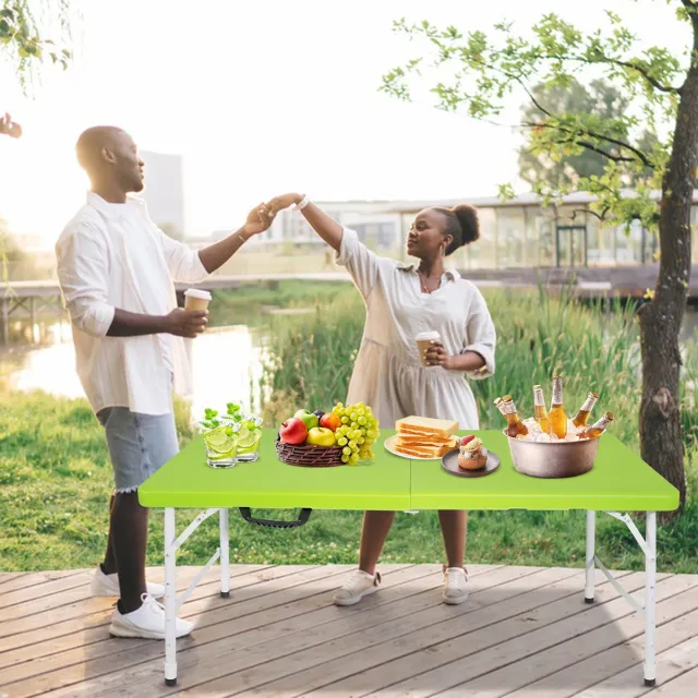 MIVRAY Tuintafel - Opvouwbaar En In Hoogte Verstelbaar Met Handgreep - Voor Camping En Feestjes - HDPE En Metaal - 125x61 Cm - Groen