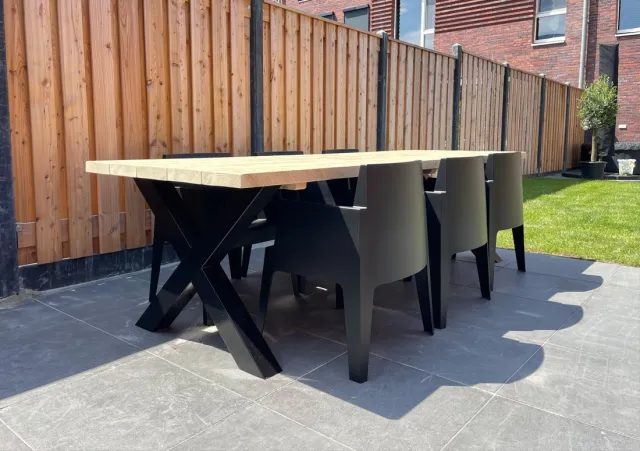 Steigerhouten tuintafel Jack met X poten