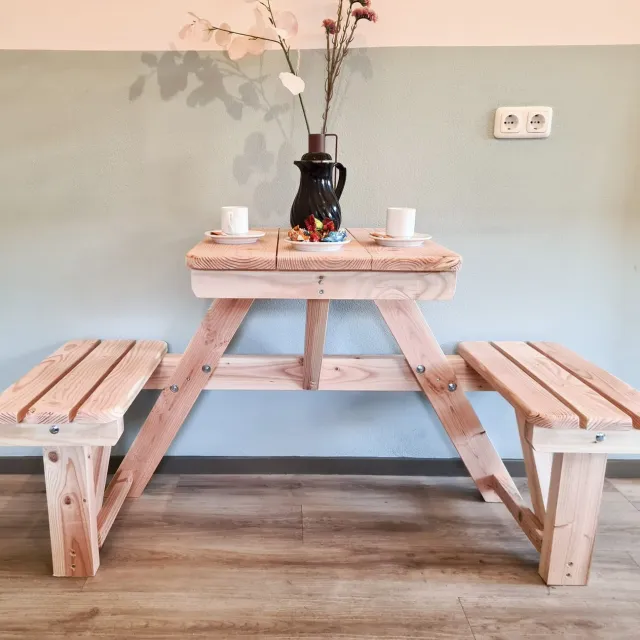 Oudshoorn meubels Tweepersoons Picknicktafel van Douglas Hout – Compacte Tuin- en Balkonpicknicktafel – Houten Buitentafel