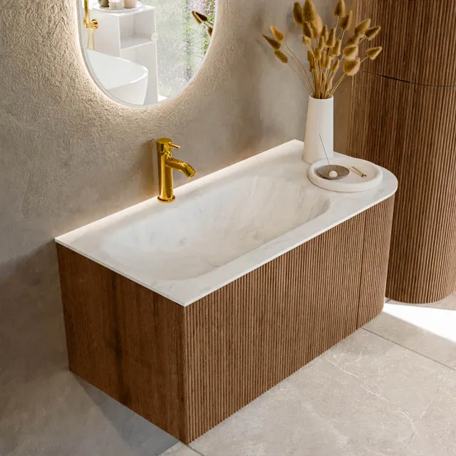 Mondiaz KURVE-DLUX 95 cm Onderkast Greeploos 1 Lade Met Deuren Walnut, Wastafel Solid Surface Links Opalo 1 Kraangat Zonder Spiegel (KRVBGS95R1L1D1KL-Wal/Opa)