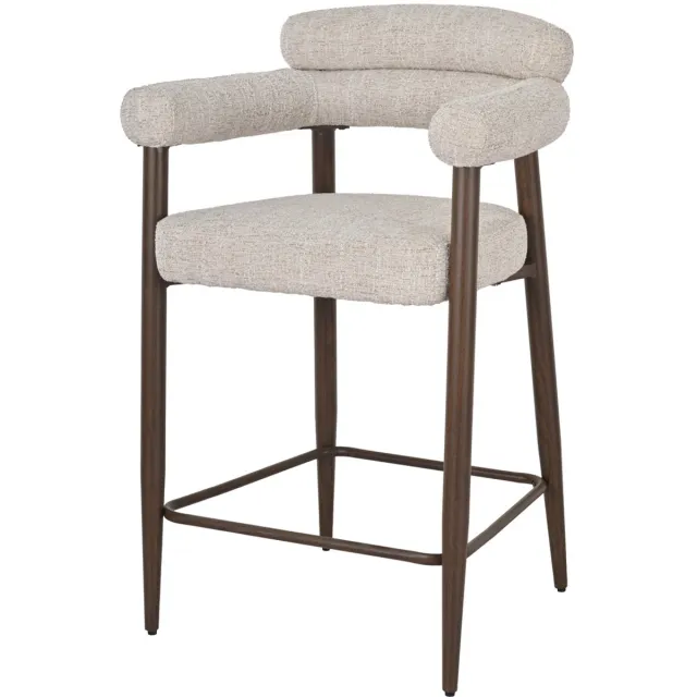 DÉJA Living Lidingö Barkruk Beige Stof - Walnoot Onderstel - Arm- en Rugleuning - Zithoogte 65cm - Set van 2