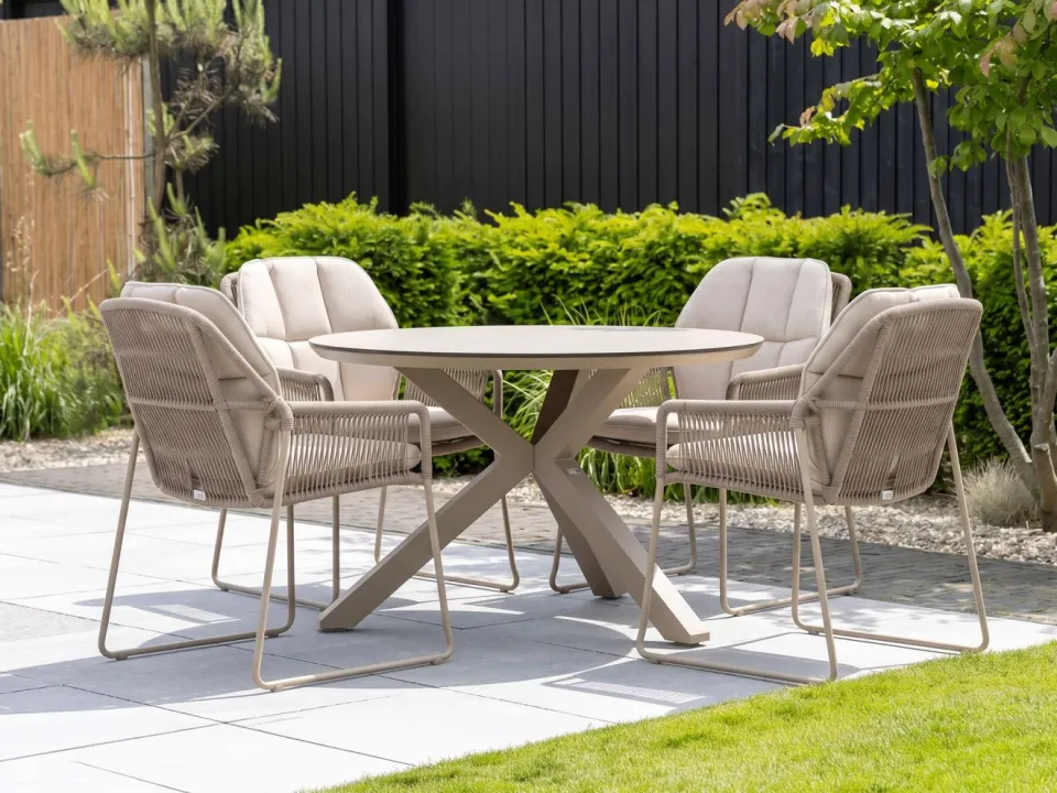 Tierra Outdoor Rivera/Orbital ø120cm dining tuinset 5-delig, foto 5