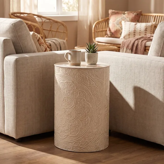 Signes Grimalt metalen kruk ecru met mandalareliëf Beige
