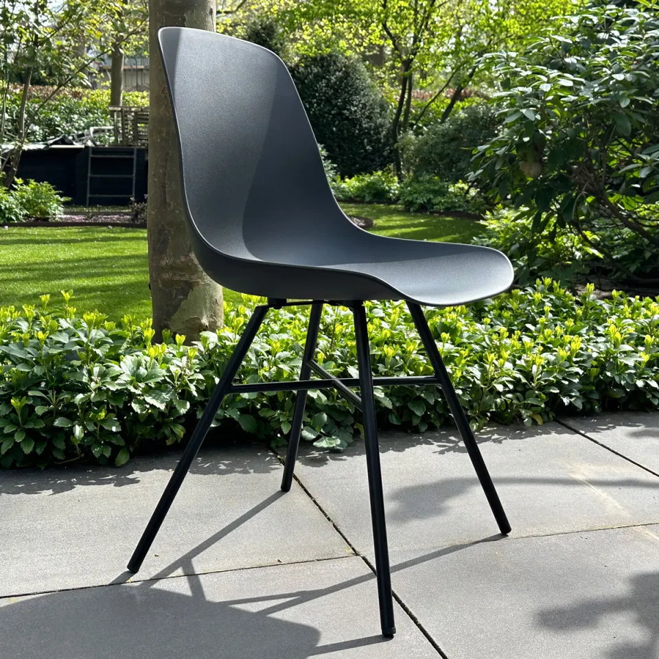 Nolon Noa-Pip kunststof tuinstoel wit - zwart onderstel, foto 2