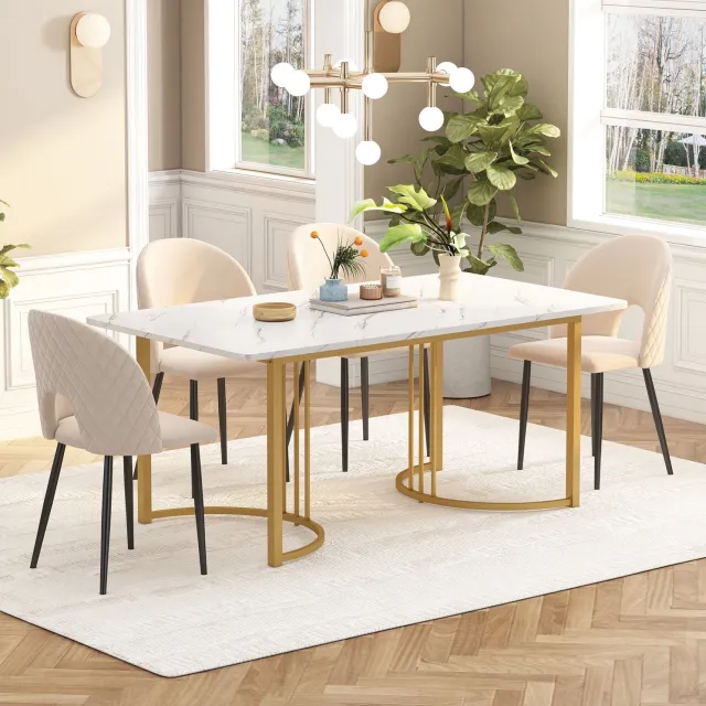 HAUSS SPOLE Eettafel - Rechthoekig met Marmerlook en Verstelbare Voetjes - voor Eetkamer - MDF en Metaal - 140x80x75 cm - Wit en Goudkleurig
