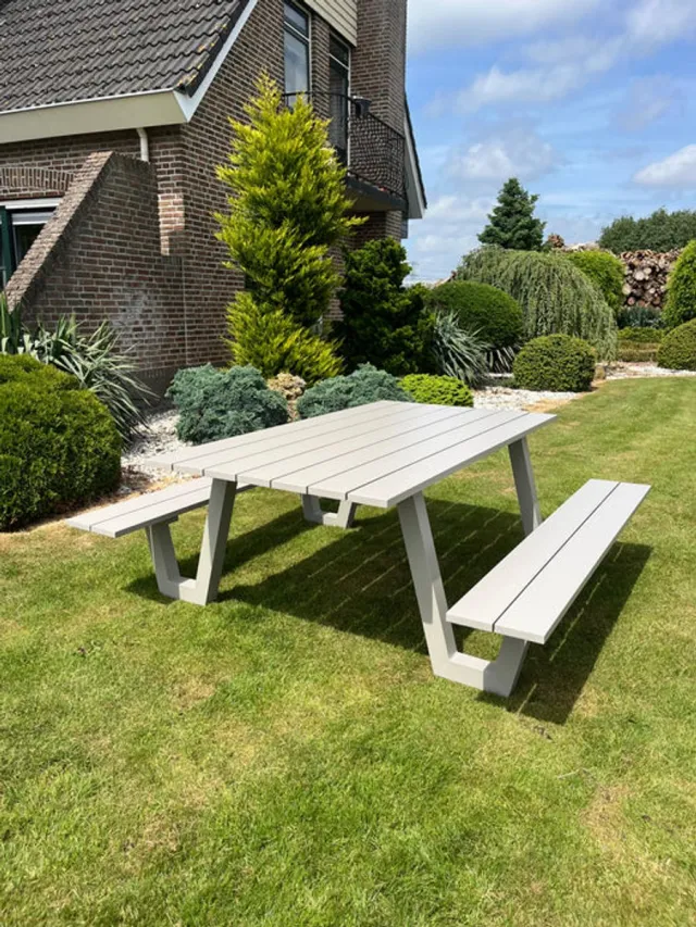 IJsseloutdoor Picknicktafel London - Lichtgrijs - Aluminium - 180cm