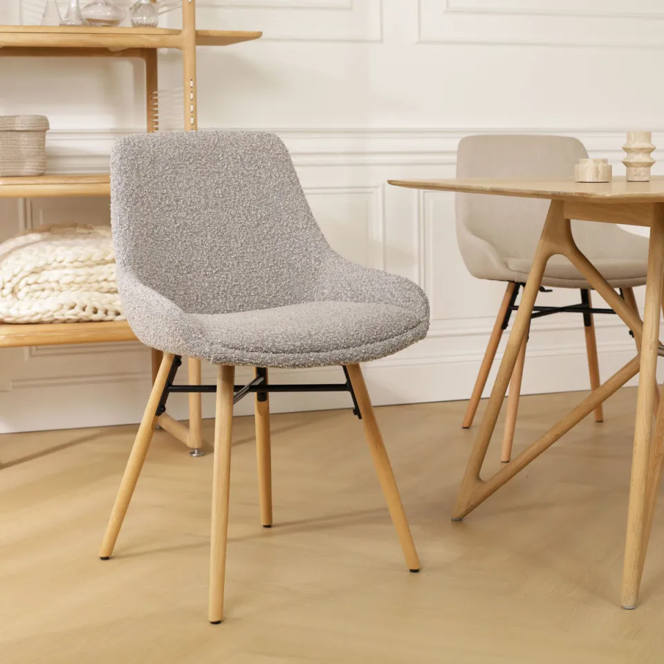 Nolon Nena-Isa eetkamerstoel bouclé taupe - houten onderstel, foto 2