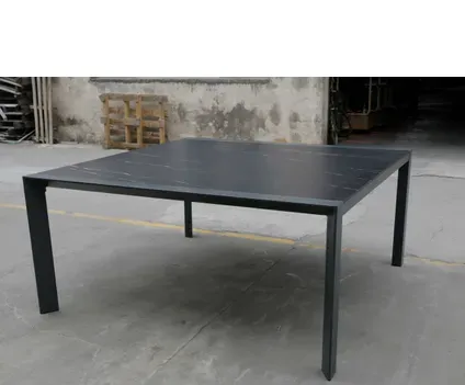 Central Park - Praxis Eigen Merk Central Park Tuintafel Manara Aluminium/keramisch Glas 160x160x75cm Zwart